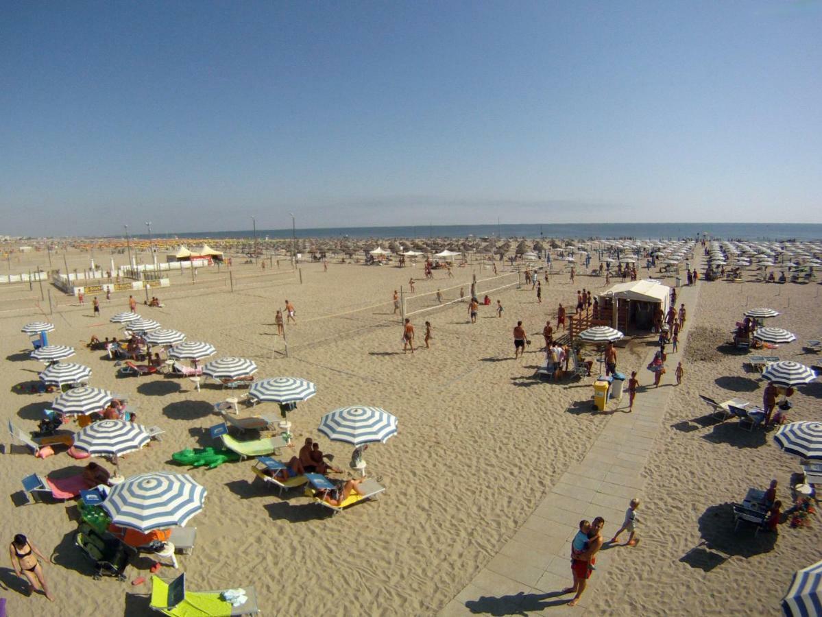 Le Terrazze Apartments Lido di Spina Buitenkant foto