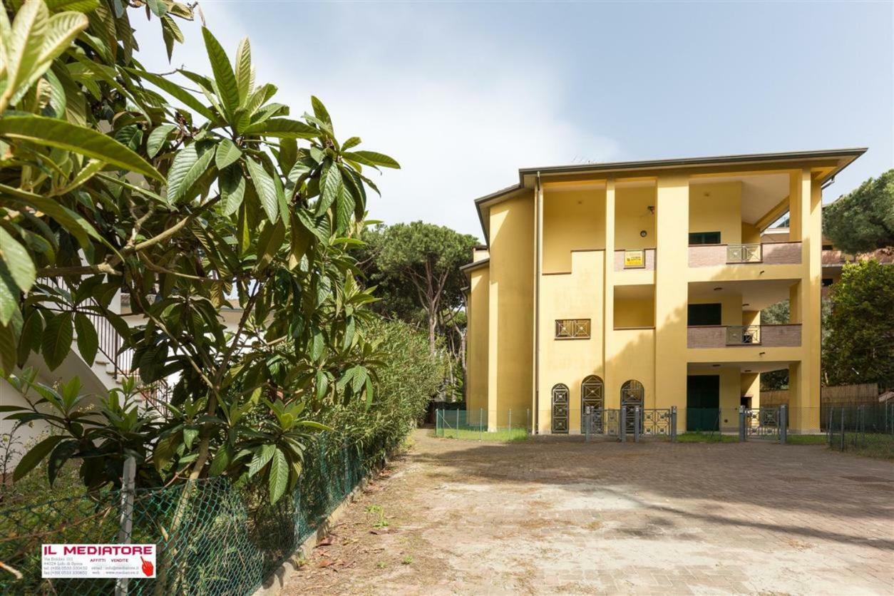 Le Terrazze Apartments Lido di Spina Buitenkant foto
