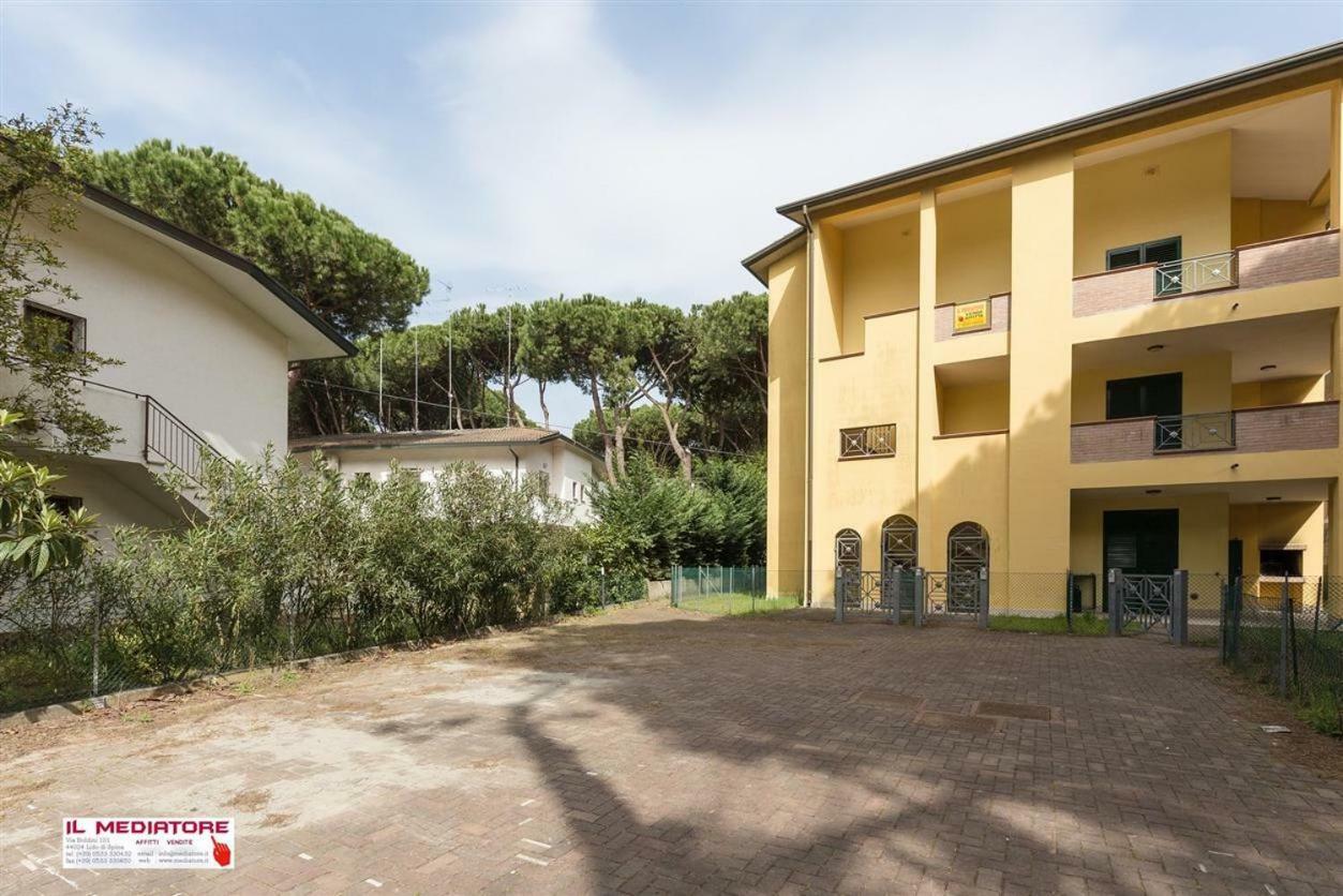 Le Terrazze Apartments Lido di Spina Buitenkant foto
